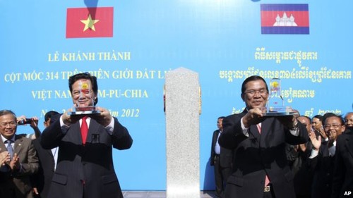 Việt Nam và Campuchia chuẩn bị khánh thành cột mốc 30 trên biên giới đất liền - ảnh 1